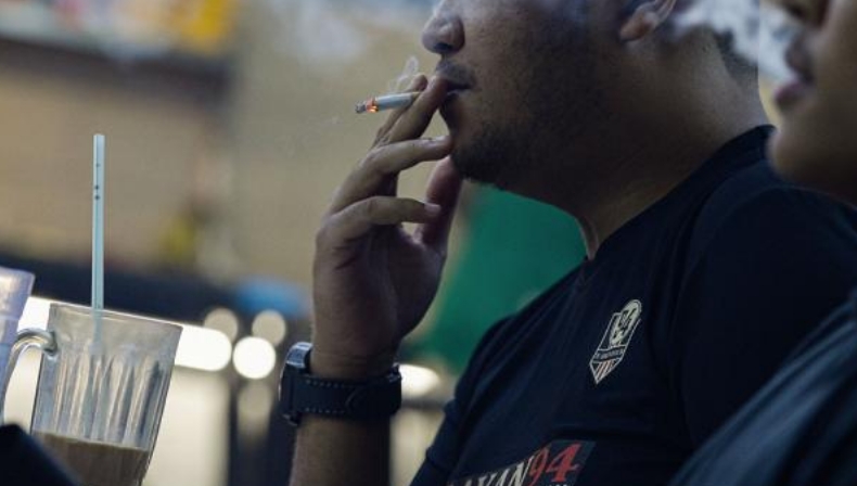 Can a Muslim Smoke?